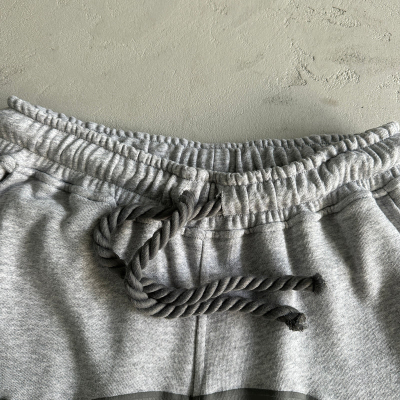 SYNA World Summet Set Grey