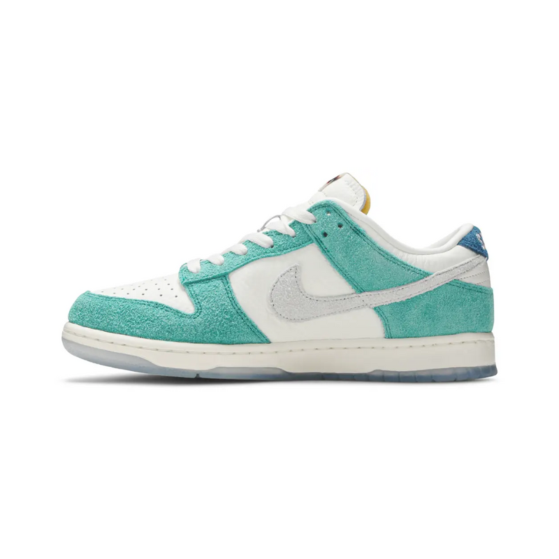 Kasina x Dunk Low "Road Sign"