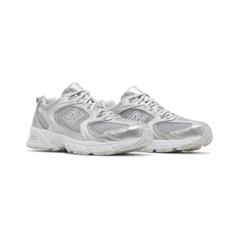 530 "Silver Metallic Moonbeam"