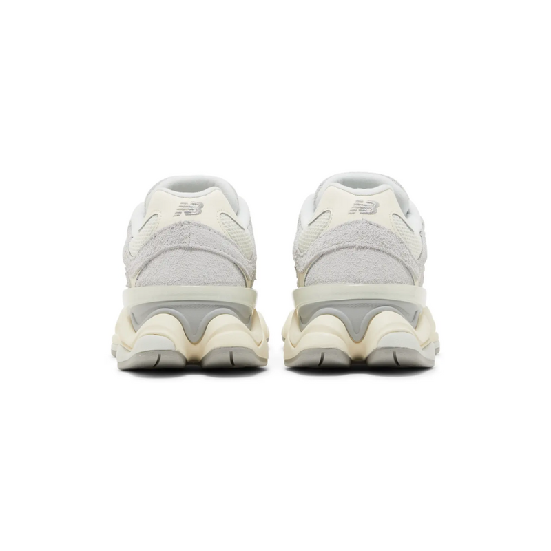 9060 "Quartz Grey"