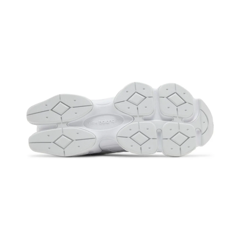 9060 "Triple White"