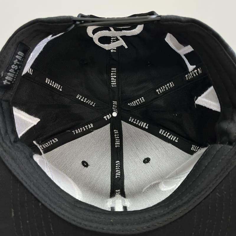 Trapstar Script Fitted Cap