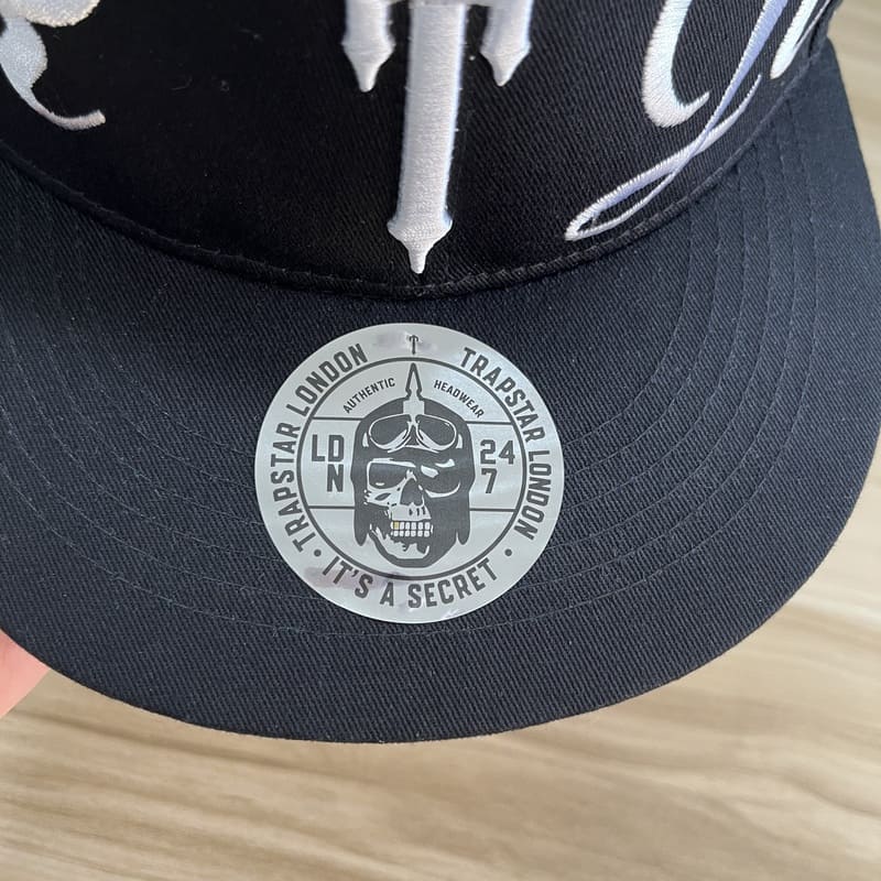 Trapstar Script Fitted Cap